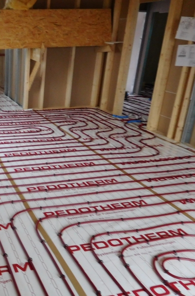 Podlahové topení, elektrické sálavé panely pro dřevostavby